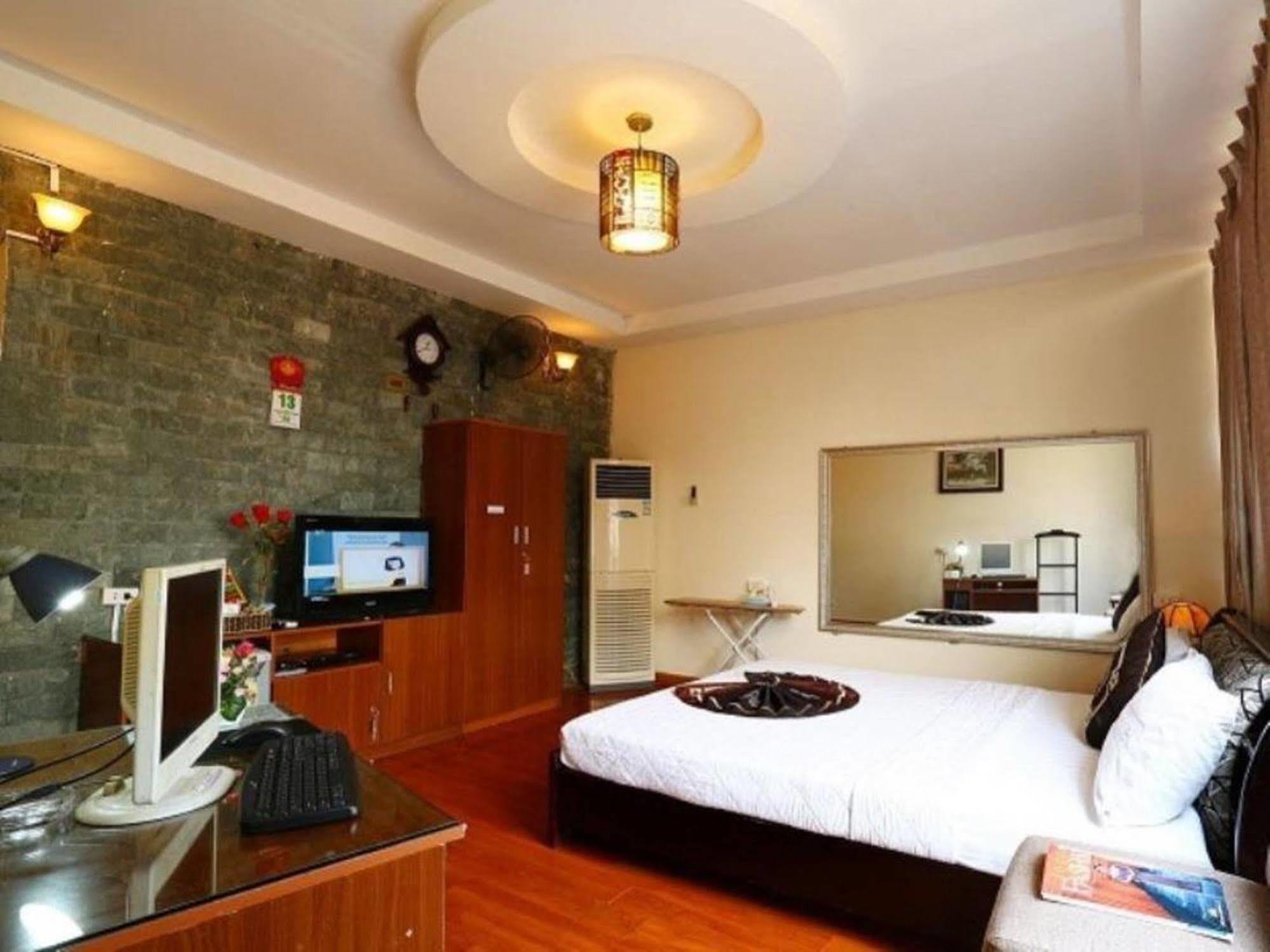 A25 Hotel - 38 Hang Thiec Hanoi Exterior photo